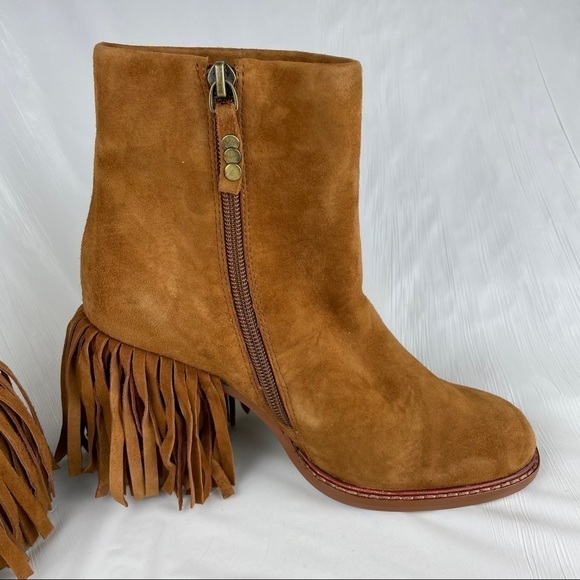 NEW Kelsi Dagger Brooklyn Linx Suede Fringe Boots - Picture 5 of 13